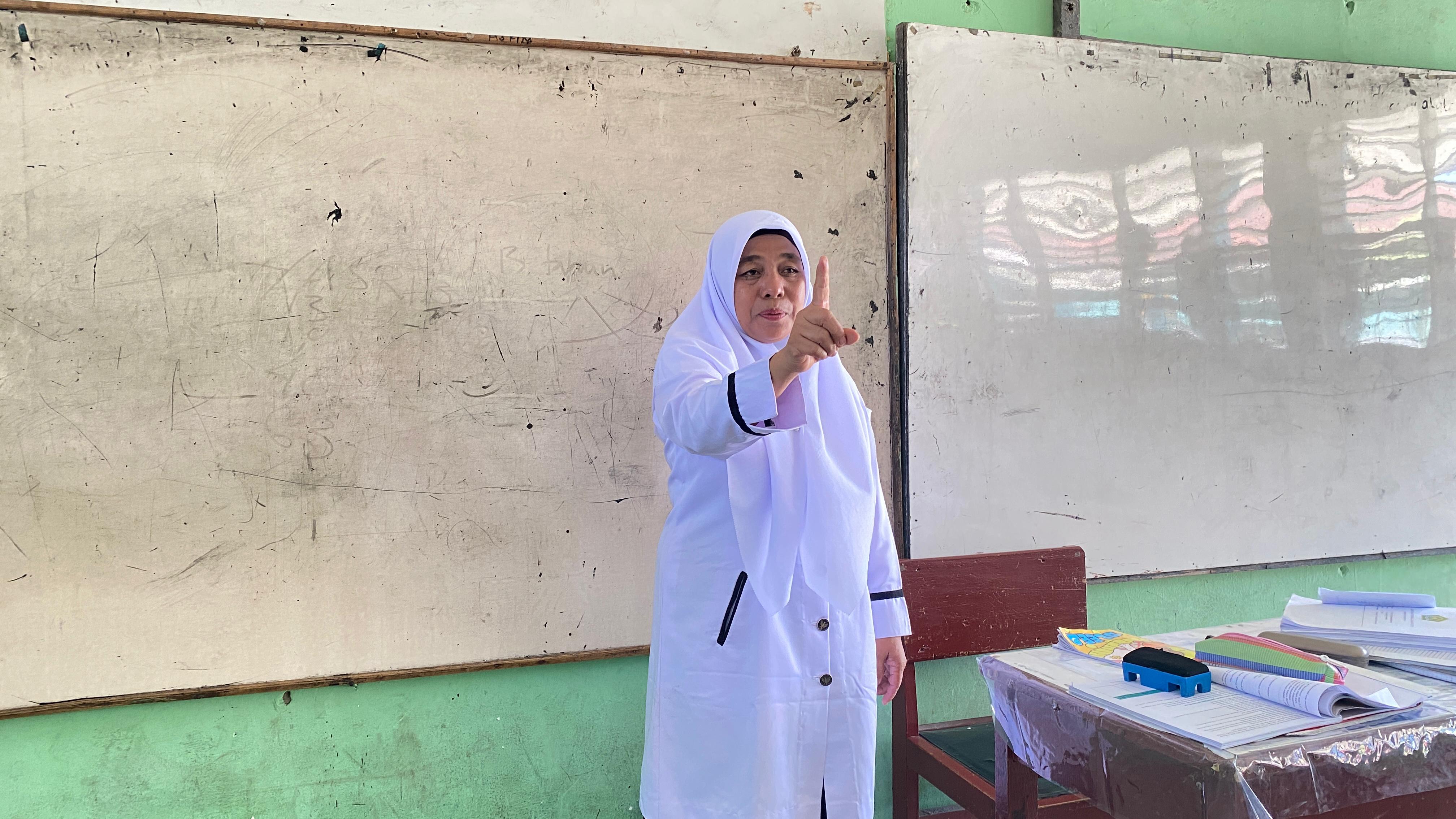 Dra.Herlina Simbolon