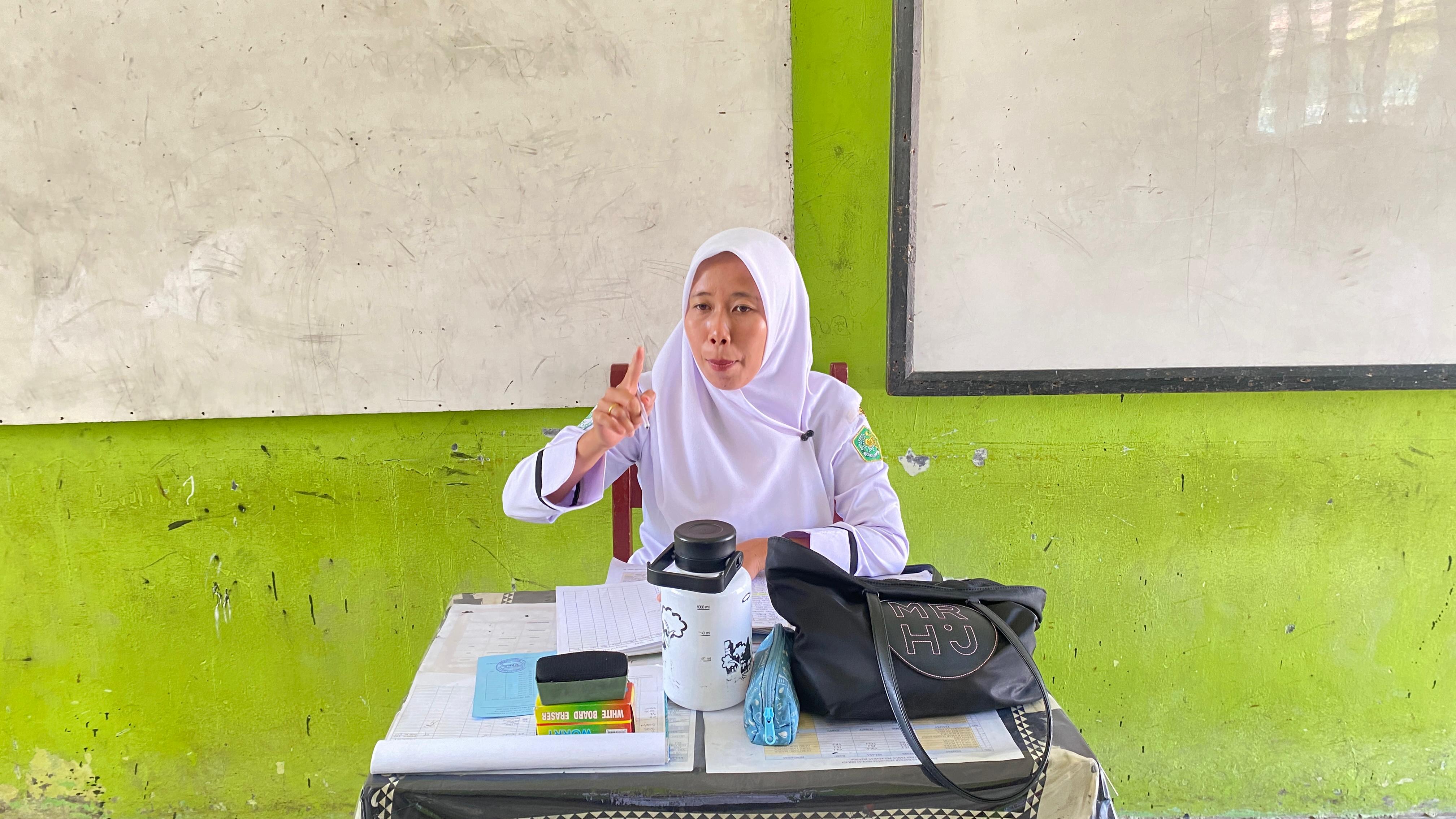 Foto Afifah Amini Nasution, S.Pd