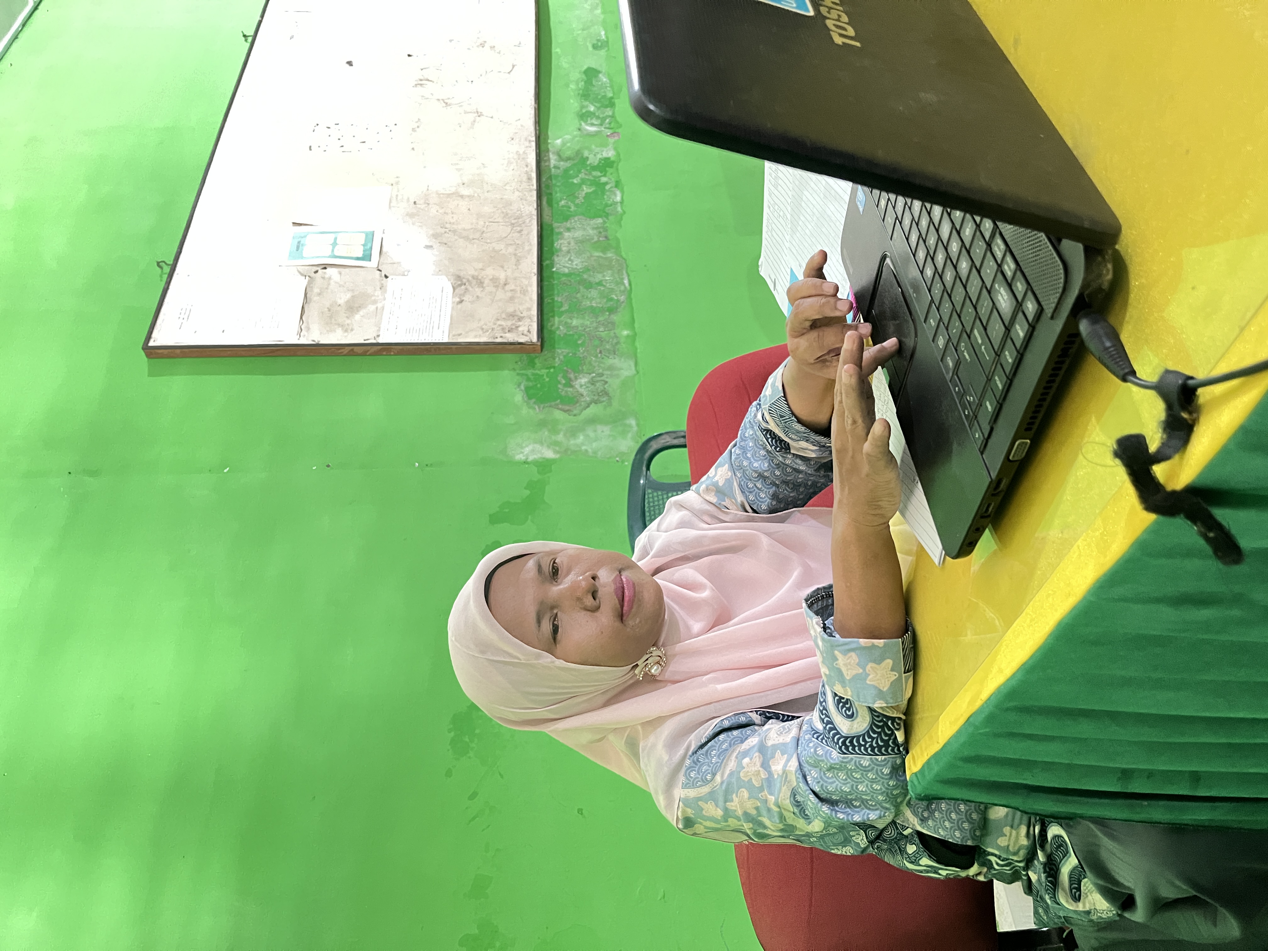 Foto Tetti Khairani Nasution, S.Pd.I