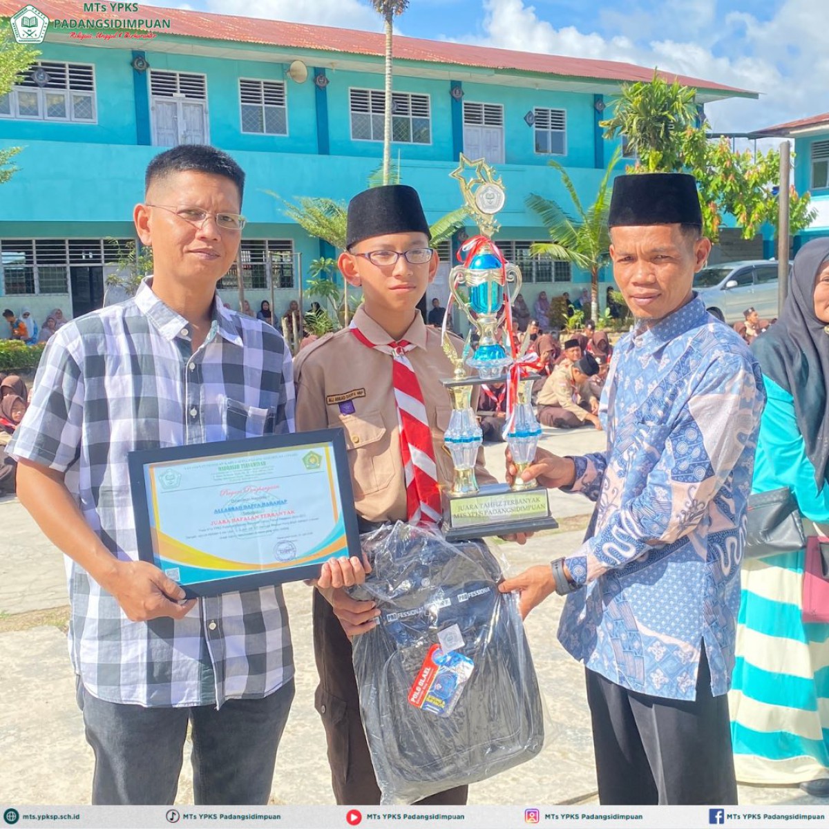 JUARA UMUM BID.TAHFIDZ